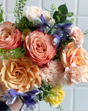 Load image into Gallery viewer, Prom Posies