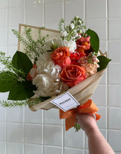 Load image into Gallery viewer, Custom Grad Bouquets