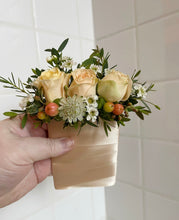 Load image into Gallery viewer, Custom Pocket Boutonniere