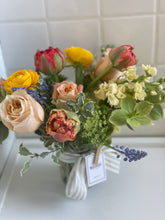 Load image into Gallery viewer, Petite Easter Centerpiece