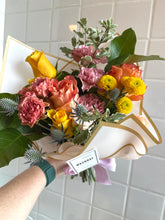 Load image into Gallery viewer, Washday Signature Mixed Bunches