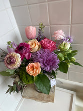 Load image into Gallery viewer, Spring Garden Centerpiece