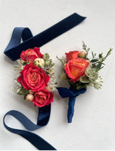Load image into Gallery viewer, Matching Ribbon Corsage and Boutonniere