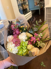 Load image into Gallery viewer, Seasonal Wrapped Bunches