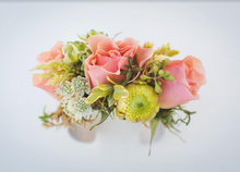 Load image into Gallery viewer, Floral Cuff Corsage