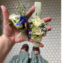 Load image into Gallery viewer, Matching Ribbon Corsage and Boutonniere