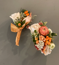 Load image into Gallery viewer, Matching Floral Cuff and Boutonniere