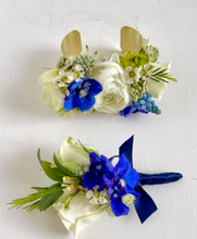 Load image into Gallery viewer, Matching Floral Cuff and Boutonniere
