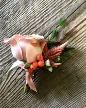 Load image into Gallery viewer, Fallston Florist Harford County corsage cuff formal prom boutonniere local flowers modern cuff baltimore prom formal dance Bel Air 