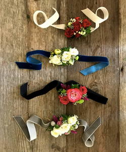 Fallston Florist Harford County corsage cuff formal prom boutonniere local flowers modern cuff baltimore prom formal dance Bel Air ribbon corsage 